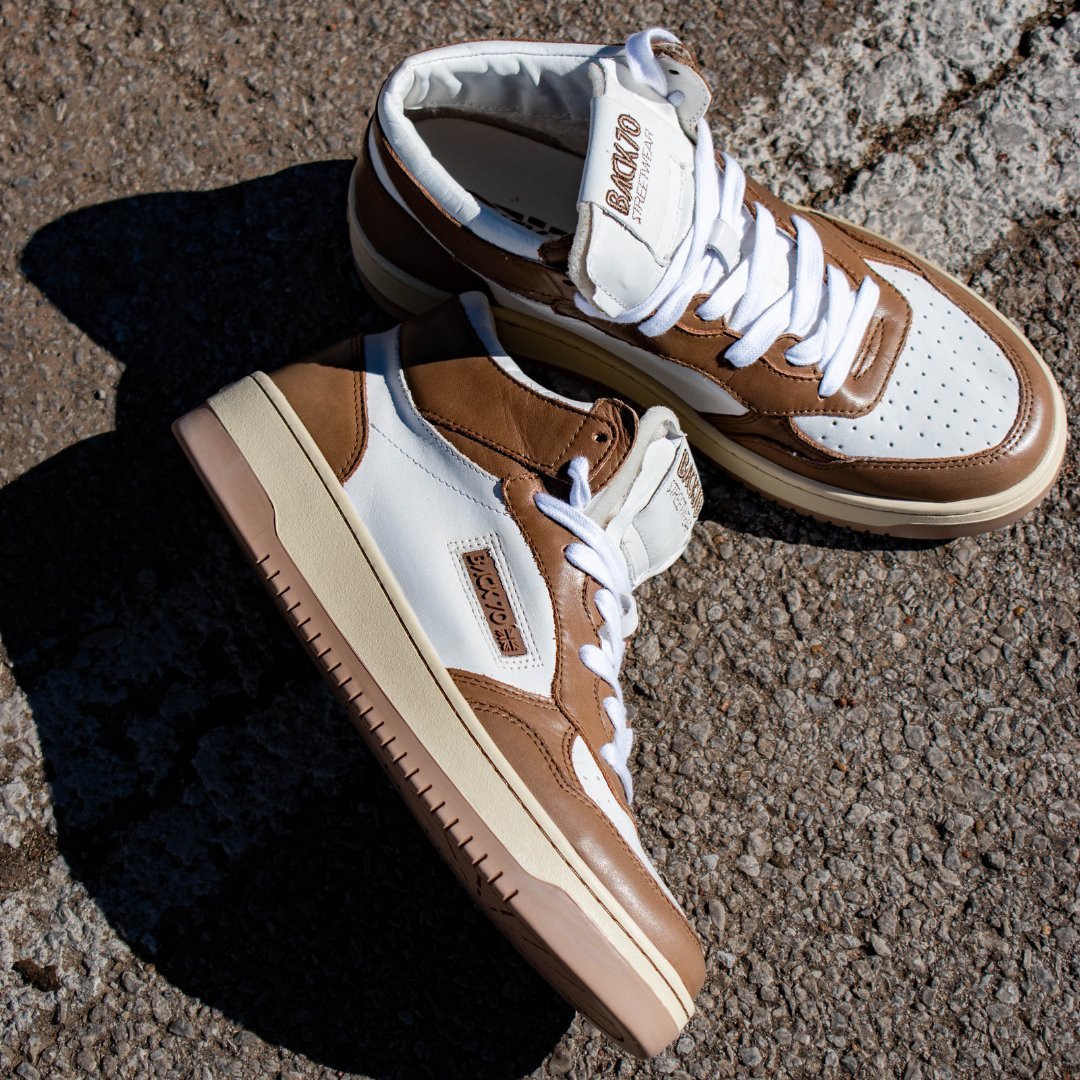 Back 70: SMASH in CAMEL Sneakers