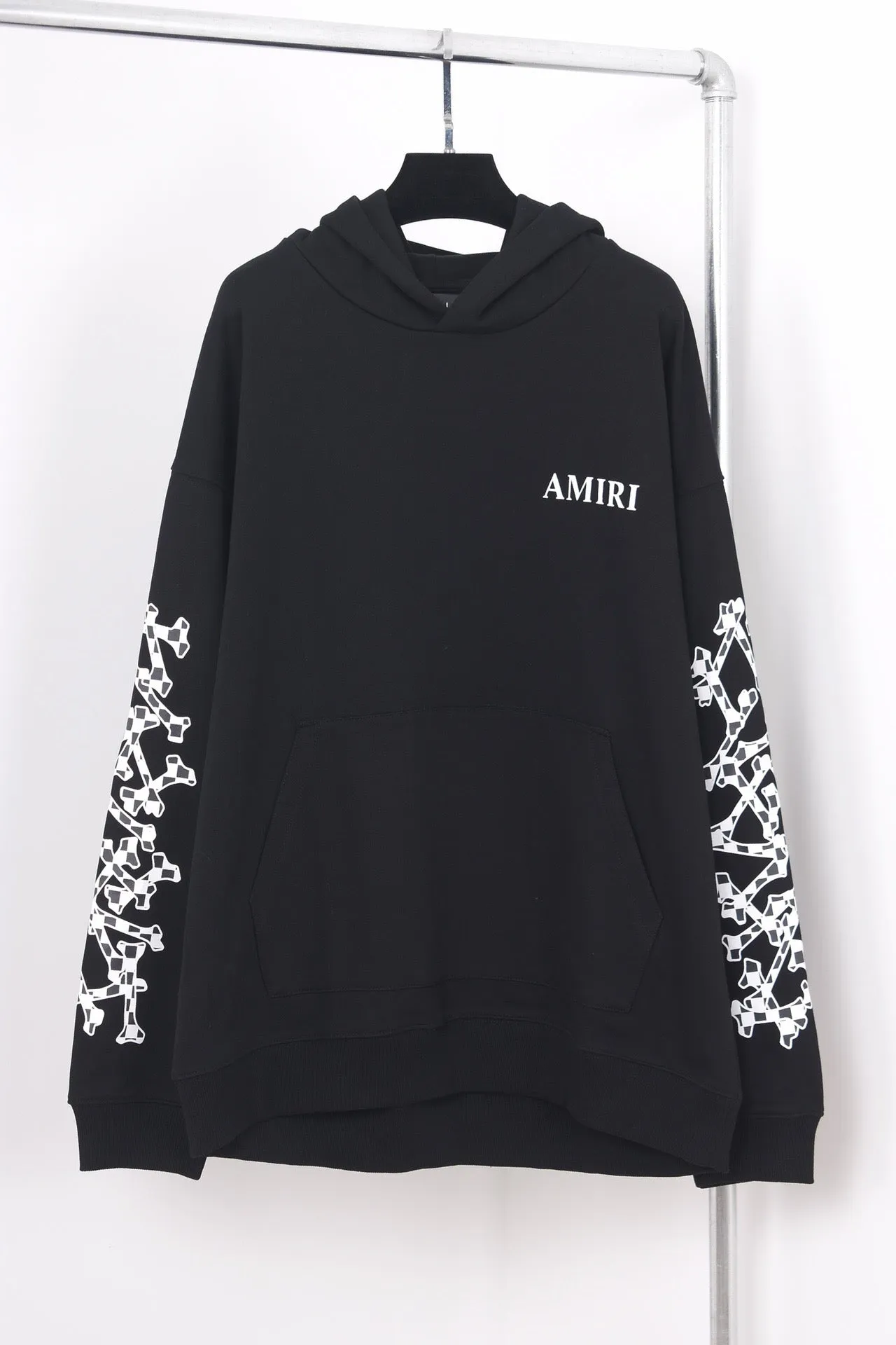 Hoodie Black & Bones