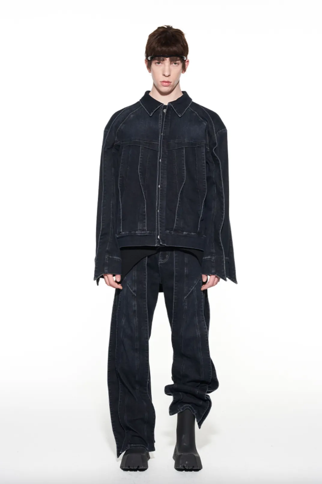 MULTI-LAYERED PANELS DENIM JACKET - BLACK