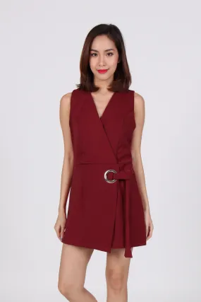 O Ring Overlap V Neck Sleeveless Romper in Maroon