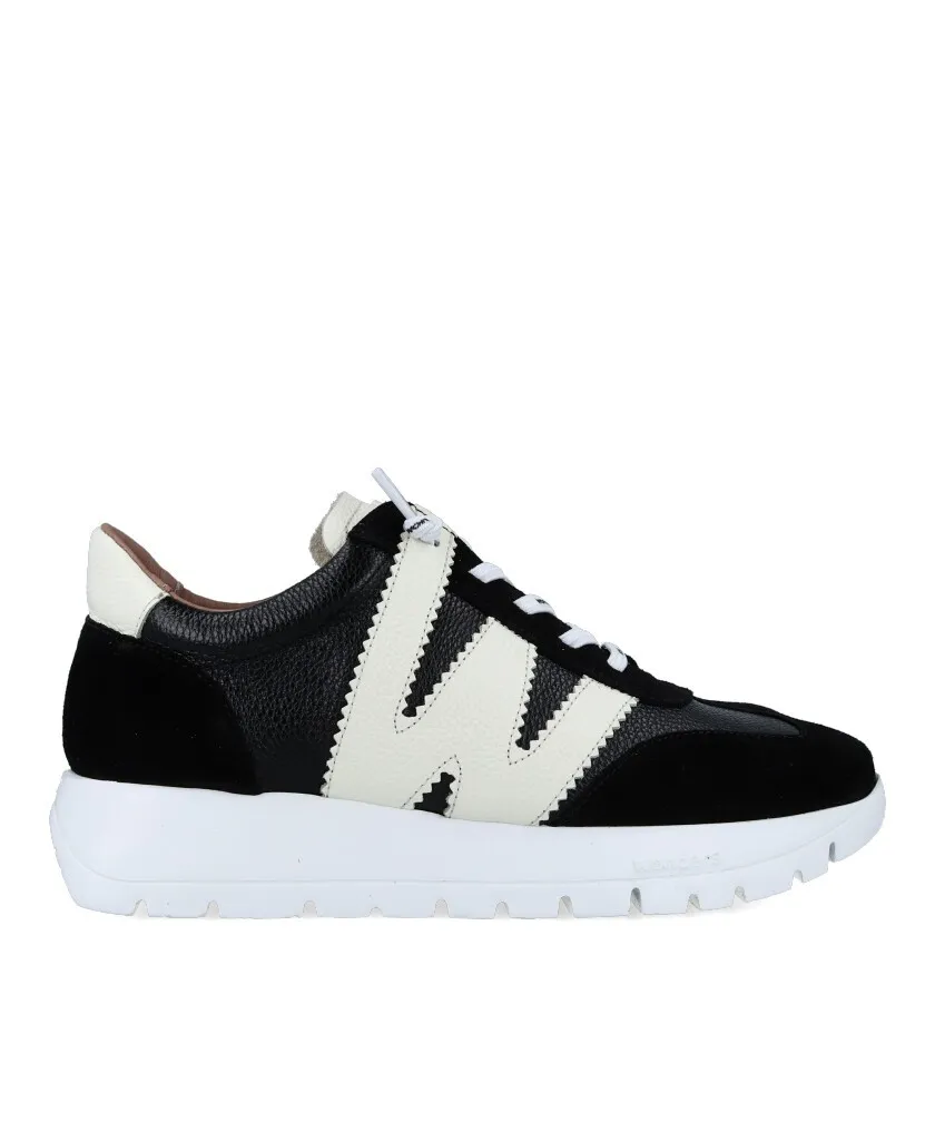 Sneakers with light sole Wonders A-2476