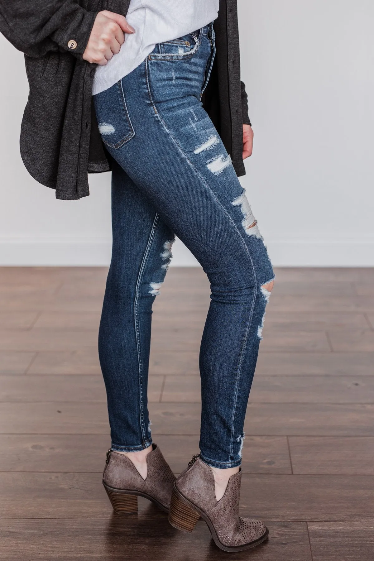 Vervet Distressed Skinny Jeans- Haylie Wash