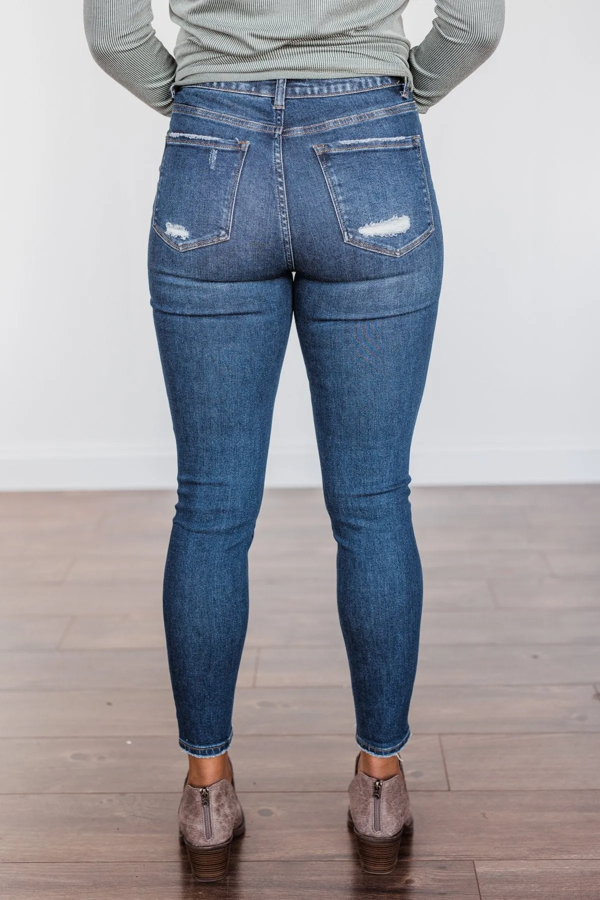 Vervet Distressed Skinny Jeans- Haylie Wash